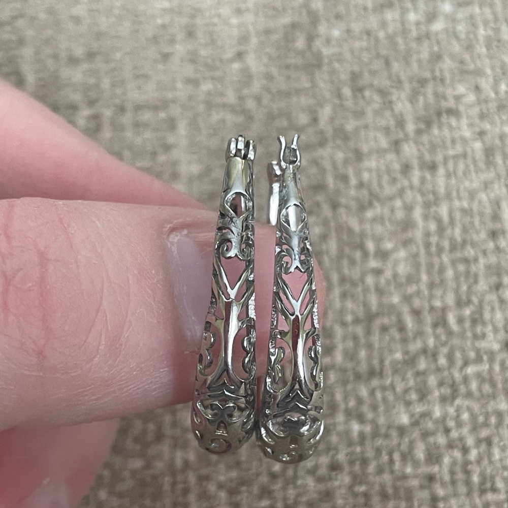 Sterling Silver Cutout Filigree-Style Earrings - Picture 5 of 8